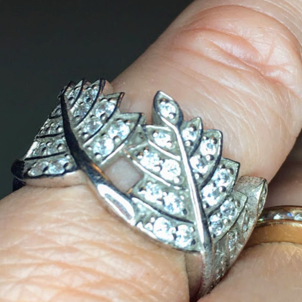 Vintage CZ & 925 Silver Eternity Leaf Band